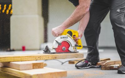 4 things to do when hiring a handyman